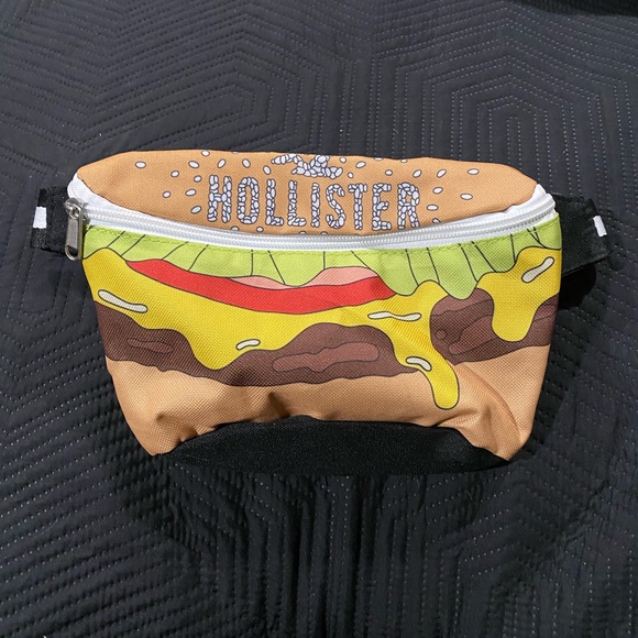 Hollister Handbags - NWOT Hollister Hamburger Fanny Pack